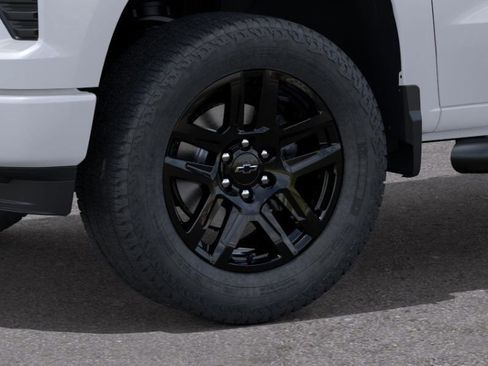 New 2026 Chevrolet Silverado 1500 Custom w/ Turbomax Blackout Package RWD image 9