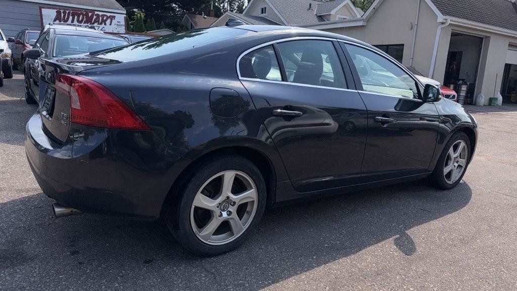 Used 2013 Volvo S60 T5 AWD/4WD image 4