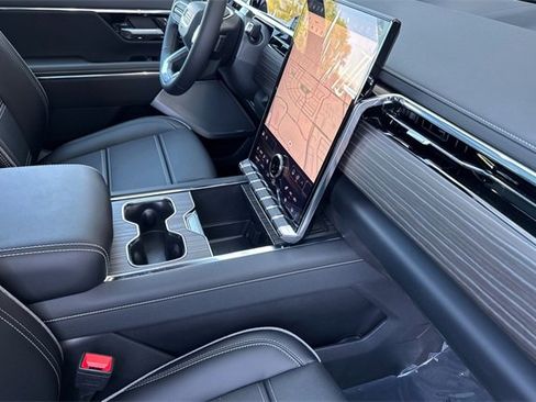 New 2025 GMC Sierra EV Denali image 17