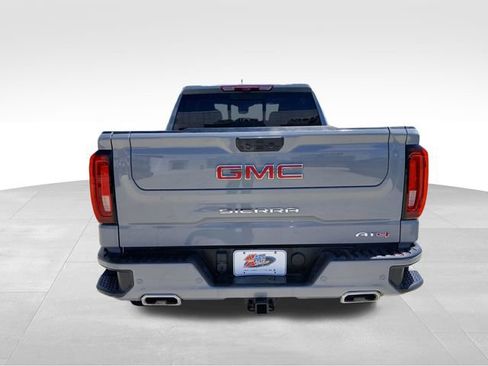 Used 2024 GMC Sierra 1500 AT4 w/ Technology Package AWD/4WD image 4