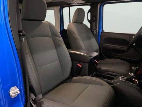 Used 2024 Jeep Wrangler Unlimited image 96