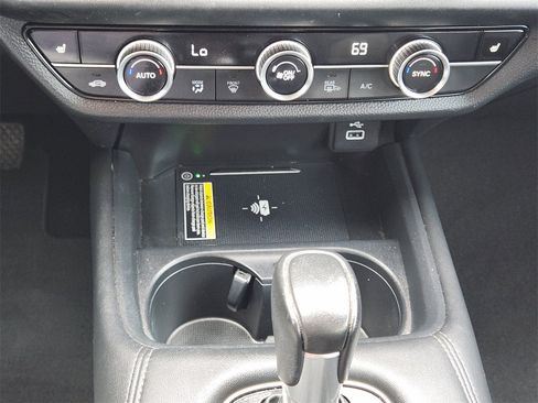 Certified 2023 Honda HR-V EX-L image 18