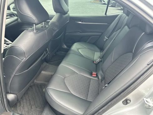 Used 2021 Toyota Camry XSE FWD image 18