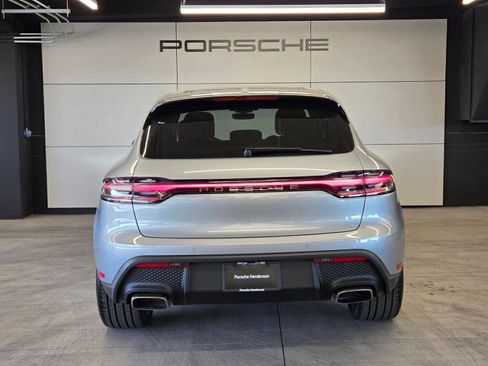 Certified 2026 Porsche Macan AWD/4WD image 7