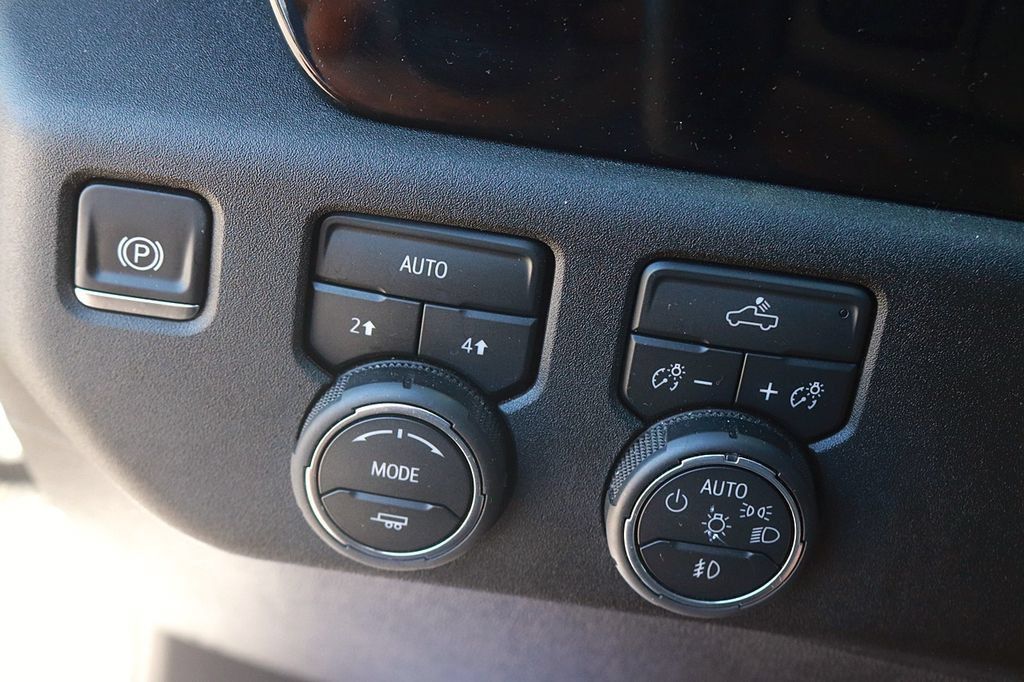 Used 2026 Chevrolet Silverado 1500 RST AWD/4WD image 27