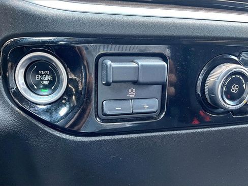 Certified 2024 Chevrolet Silverado 2500 LT image 24