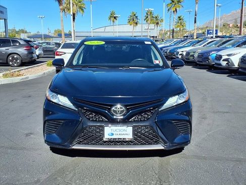 Used 2020 Toyota Camry XSE image 9