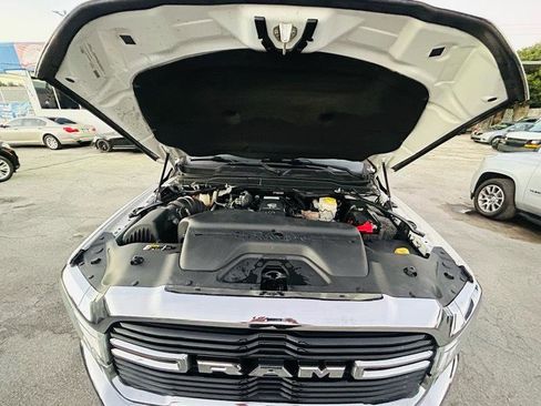 Used 2020 RAM 3500 Big Horn AWD/4WD image 15