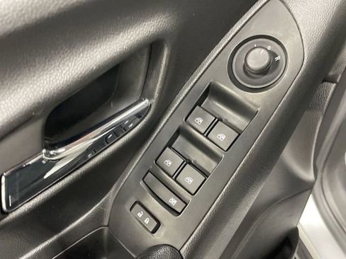 Used 2022 Chevrolet Trax LT w/ Driver Confidence Package image 13