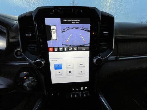Used 2023 RAM 1500 Limited image 15