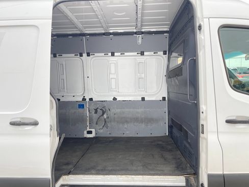 Used 2019 Mercedes-Benz Sprinter 170 Cargo image 27