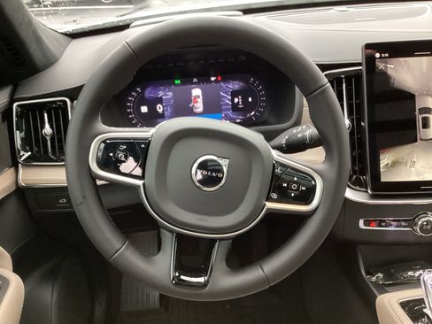 Used 2026 Volvo XC90 B6 Ultra w/ Lounge Package image 19