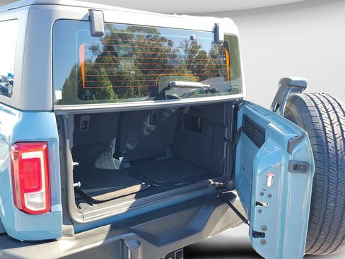 Used 2022 Ford Bronco 2-Door AWD/4WD image 9