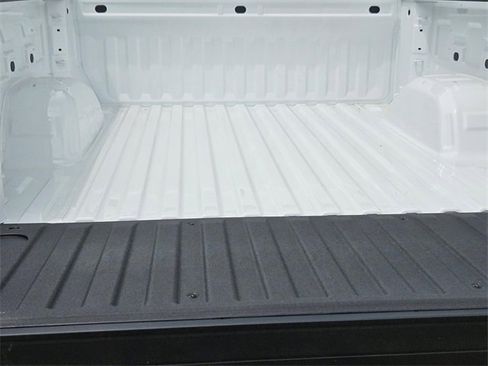 New 2025 GMC Sierra 1500 SLE image 5