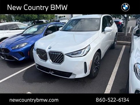 Used 2026 BMW X3 xDrive30i w/ Convenience Package AWD/4WD image 3