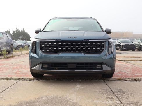 New 2026 Kia Carnival SX Prestige FWD image 2