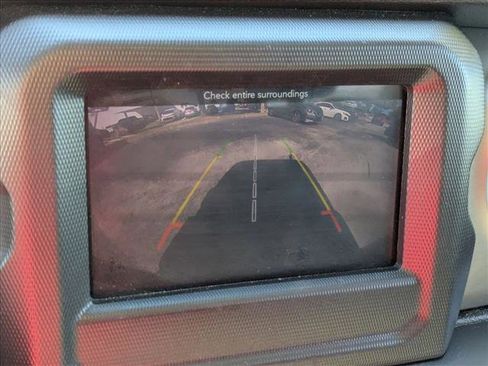 Used 2019 Jeep Wrangler Sport S image 15