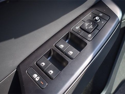 New 2025 Kia EV6 Light image 18