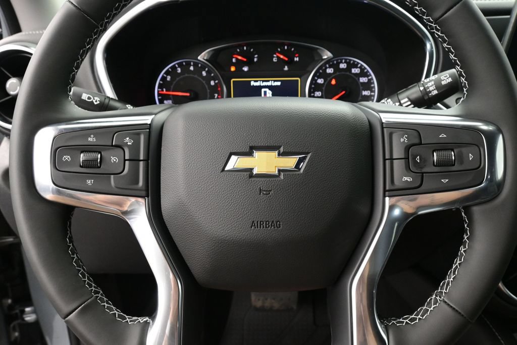 New 2026 Chevrolet Blazer LT w/ Midnight/Sport Edition AWD/4WD image 24