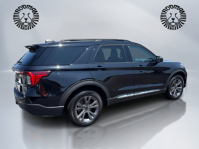 Used 2025 Ford Explorer Active w/ Active Comfort Package AWD/4WD image 6
