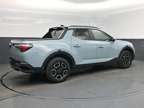 Used 2023 Hyundai Santa Cruz SEL Premium image 3