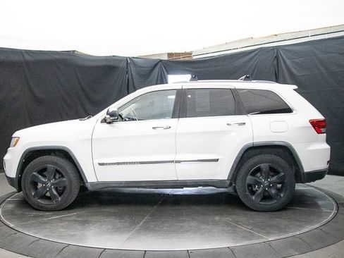 Used 2012 Jeep Grand Cherokee Overland image 10