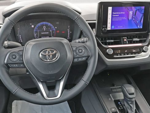 New 2026 Toyota Corolla Cross LE FWD image 15