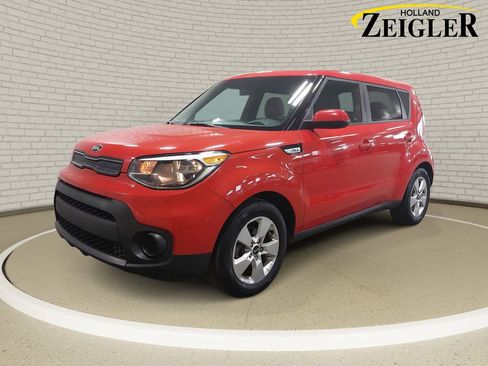 Used 2019 Kia Soul FWD image 1