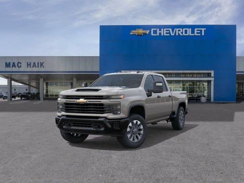 New 2026 Chevrolet Silverado 2500 Custom w/ Custom Value Package AWD/4WD image 8