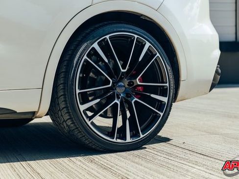 Used 2019 Maserati Levante Trofeo AWD/4WD image 54