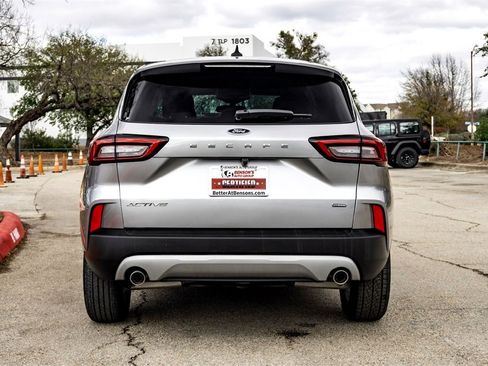Used 2023 Ford Escape Active image 6