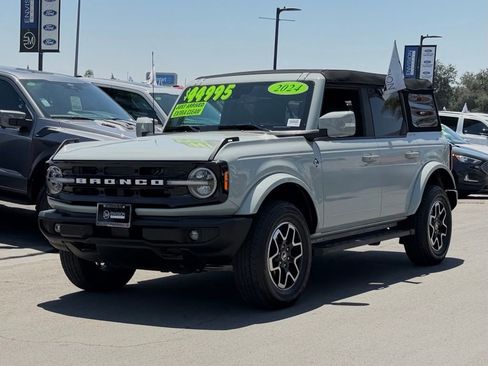 Certified 2024 Ford Bronco Outer Banks AWD/4WD image 4