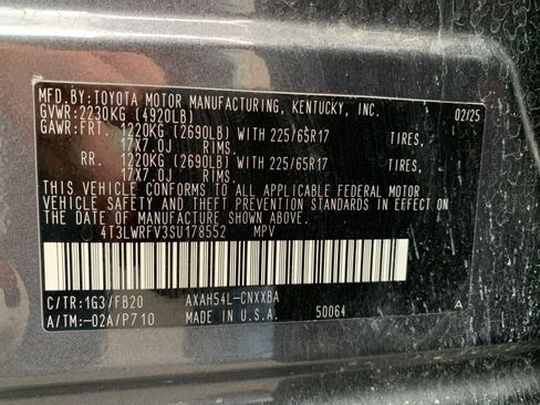 Used 2025 Toyota RAV4 LE image 28