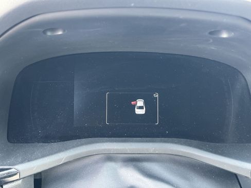 Used 2025 Toyota Camry LE FWD image 12