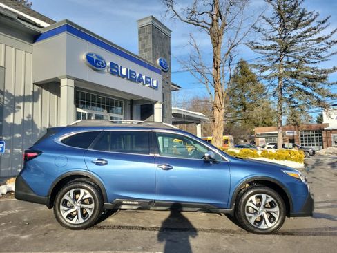 Used 2020 Subaru Outback Touring XT image 2