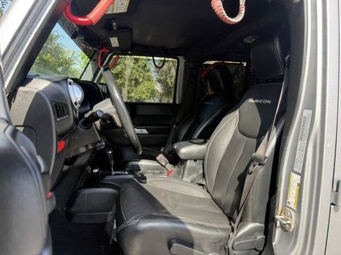 Used 2016 Jeep Wrangler Unlimited Rubicon AWD/4WD image 21