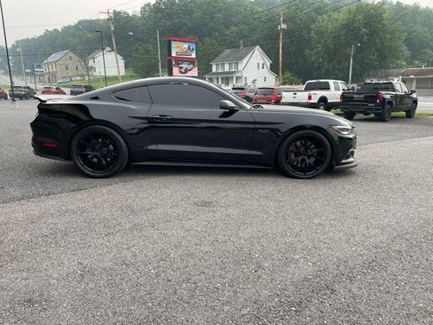 Used 2015 Ford Mustang GT Premium w/ GT Performance Package RWD image 9