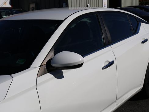 Used 2020 Nissan Altima 2.5 S image 5