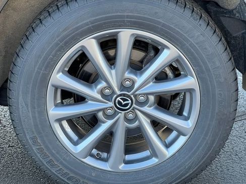 Used 2025 MAZDA CX-5 AWD 2.5 S w/ Preferred Package image 10
