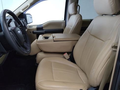 Used 2015 Ford F150 XLT w/ Equipment Group 302A Luxury RWD image 17
