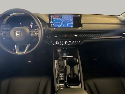 Used 2024 Honda Accord Touring image 14