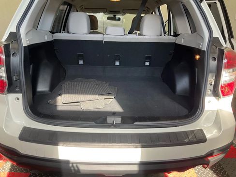 Used 2016 Subaru Forester 2.5i w/ Alloy Wheel Package image 18