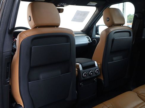 Used 2020 Land Rover Discovery HSE AWD/4WD image 19