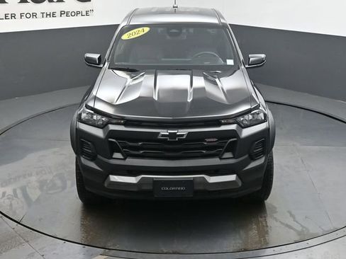 Used 2024 Chevrolet Colorado Trail Boss w/ Advanced Trailering Package AWD/4WD image 58