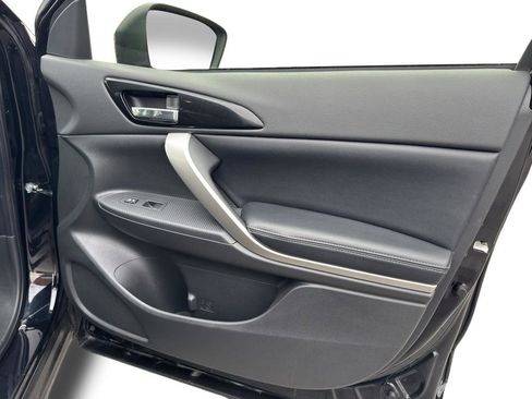 Used 2025 Mitsubishi Eclipse Cross SE image 14