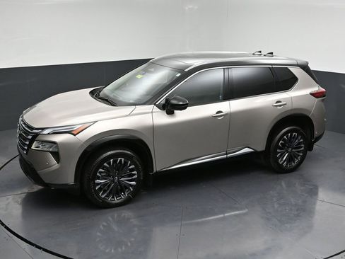 New 2026 Nissan Rogue Platinum w/ Tech Package image 23