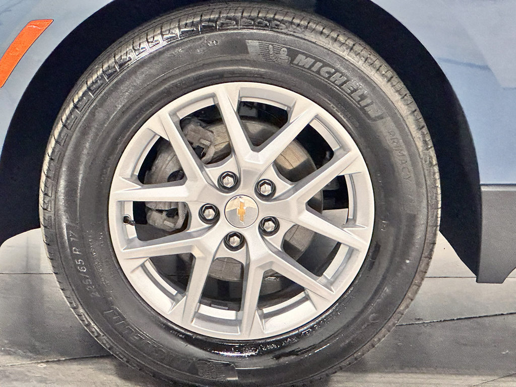 Used 2024 Chevrolet Equinox LT FWD image 35