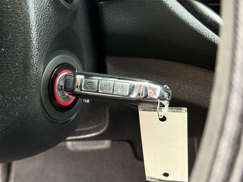 Used 2022 Kia Forte LXS image 21