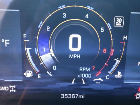 Used 2024 Chevrolet Traverse Z71 w/ Enhanced Driving Package AWD/4WD image 21