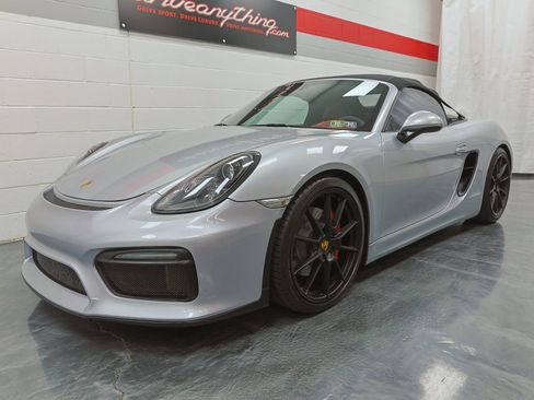 Used 2016 Porsche Boxster Spyder image 40